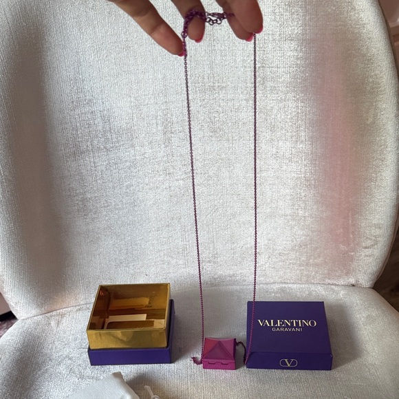 Valentino Garavani Amethyst-Toned Necklace - Picture 13 of 14